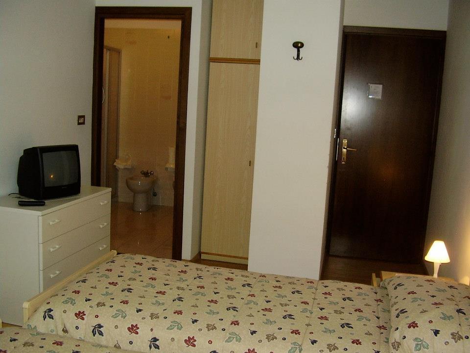 Affittacamere Ceschi Baselga di Pinè Chambre photo